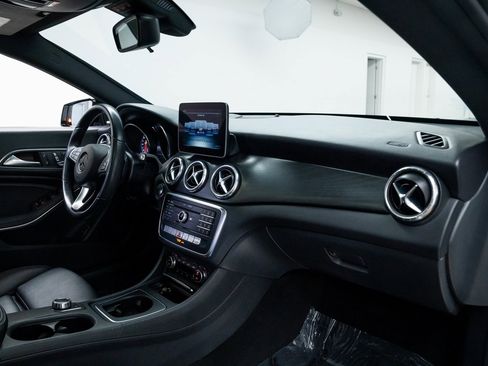 Used 2019 Mercedes-Benz CLA 250 CLA 250 image 26