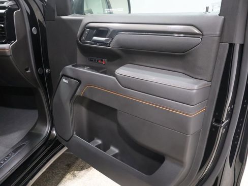 Used 2025 GMC Sierra 1500 AT4 w/ AT4 Preferred Package image 27