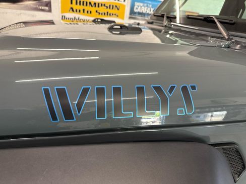 Used 2024 Jeep Wrangler Unlimited AWD/4WD image 98