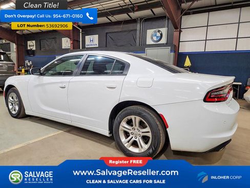 Used 2015 Dodge Charger SE w/ Popular Equipment Group RWD image 3