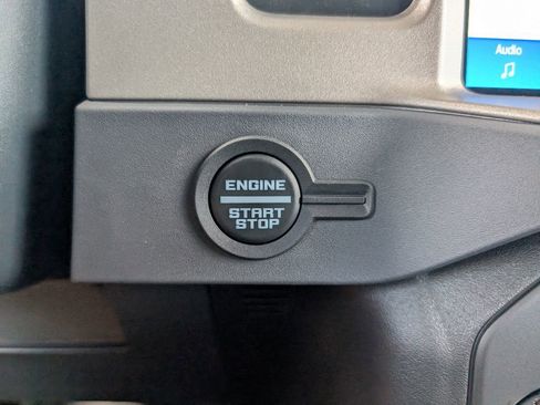 New 2025 Ford Bronco Outer Banks image 11