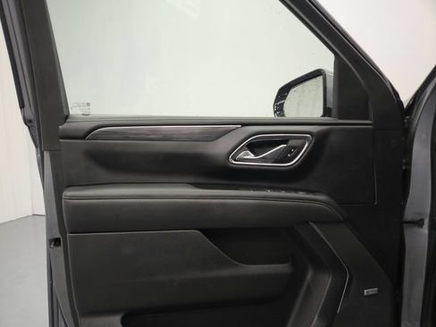 Used 2021 GMC Yukon SLT w/ SLT Premium Package RWD image 58