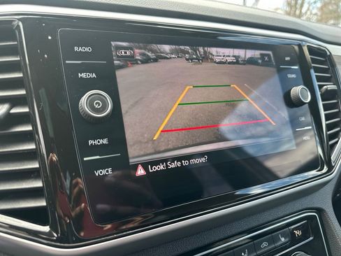 Used 2022 Volkswagen Atlas SE image 10