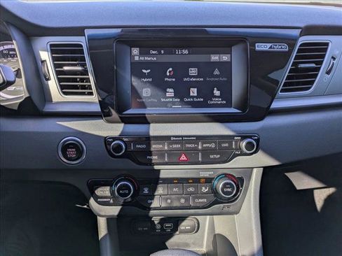 Used 2019 Kia Niro LX image 14