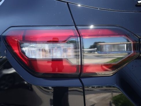 New 2025 Honda Pilot EX-L image 9