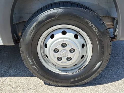 Used 2016 RAM ProMaster 2500 w/ Interior Convenience Group FWD image 14