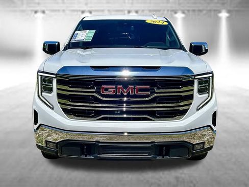 Used 2024 GMC Sierra 1500 SLT AWD/4WD image 2