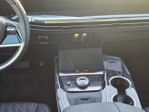 New 2026 Cadillac Escalade IQ Sport 1 w/ LPO, Floor Liner Package image 19