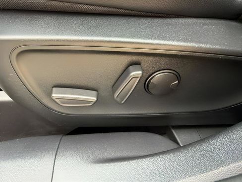 Used 2022 Ford Escape SEL w/ SEL Stealth AWD Package image 22