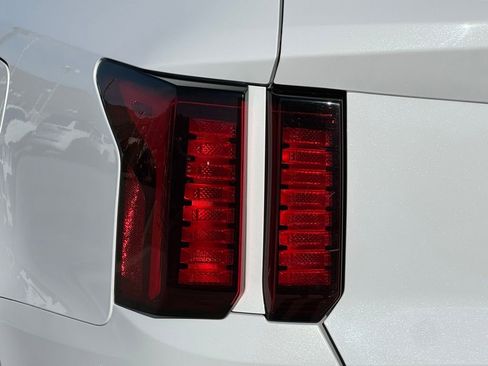 Used 2023 Kia Sorento X-Line EX AWD/4WD image 11