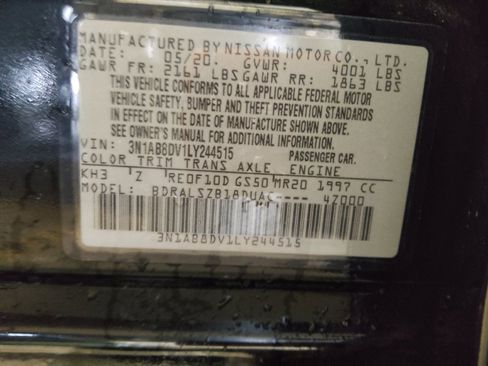 Used 2020 Nissan Sentra SR w/ Premium Package FWD image 33