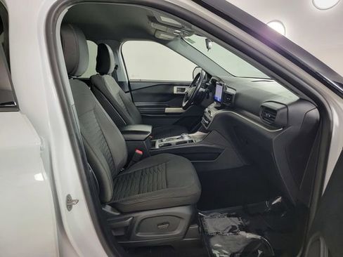 Used 2020 Ford Explorer XLT w/ Class III Trailer Tow Package AWD/4WD image 19