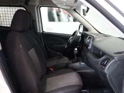 Used 2019 RAM ProMaster City Tradesman SLT FWD image 11