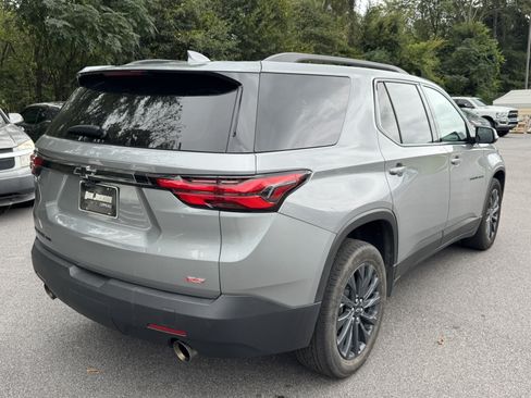 Used 2023 Chevrolet Traverse RS AWD/4WD image 5