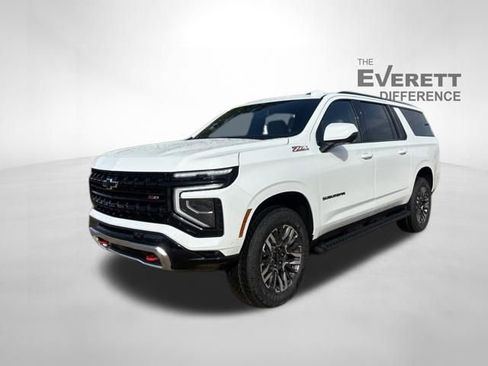 New 2026 Chevrolet Suburban Z71 image 3