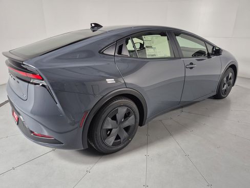 New 2026 Toyota Prius AWD image 5