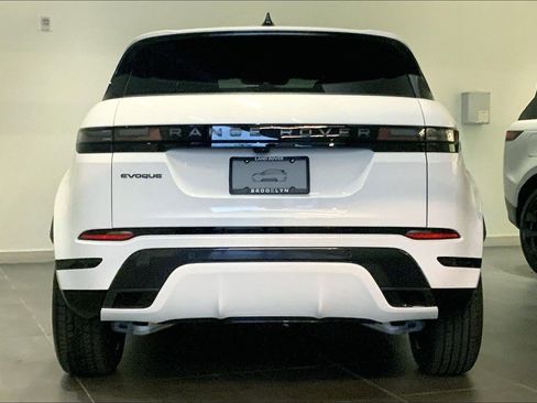 New 2026 Land Rover Range Rover Evoque Dynamic SE image 4