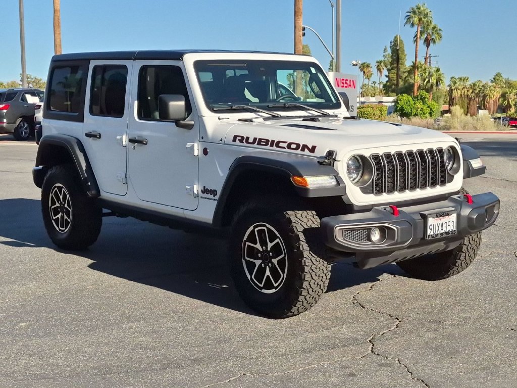 Used 2025 Jeep Wrangler Unlimited Rubicon AWD/4WD image 6