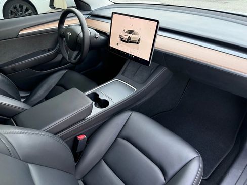 Used 2023 Tesla Model 3 Standard Range image 21