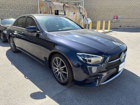 Used 2022 Mercedes-Benz E 350 4MATIC Sedan image 4