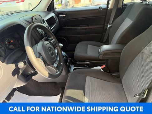 Used 2017 Jeep Patriot Sport w/ Power Value Group FWD image 8