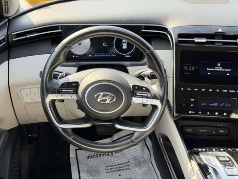 Certified 2023 Hyundai Tucson Limited AWD/4WD image 15