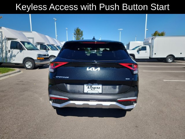 Used 2023 Kia Sportage LX AWD/4WD image 8