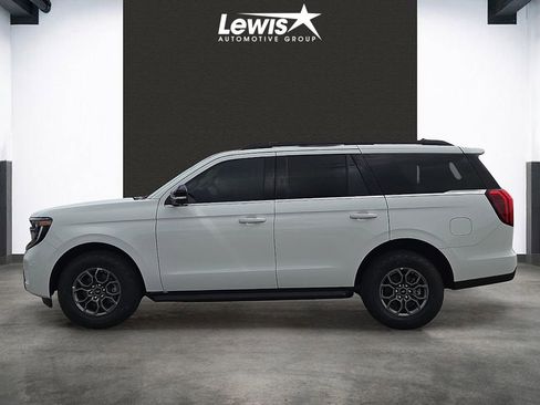 New 2026 Ford Expedition Active AWD/4WD image 2