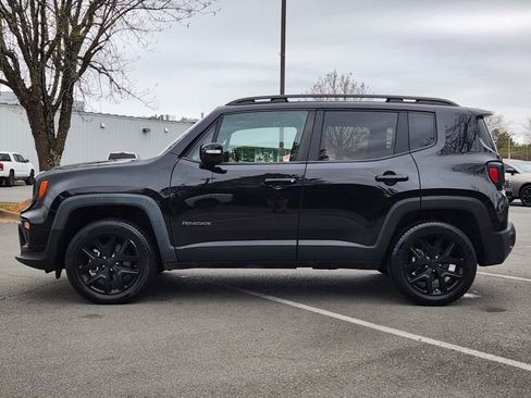 Used 2022 Jeep Renegade Altitude image 8