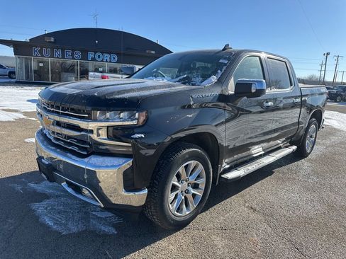Used 2019 Chevrolet Silverado 1500 LTZ w/ LTZ Plus Package image 16