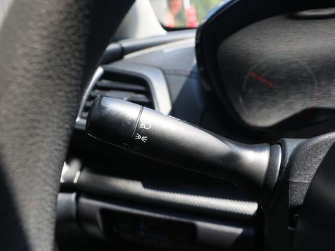 Used 2018 Subaru Impreza 2.0i image 31