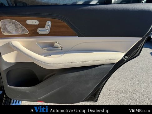 Certified 2021 Mercedes-Benz GLS 450 4MATIC image 26