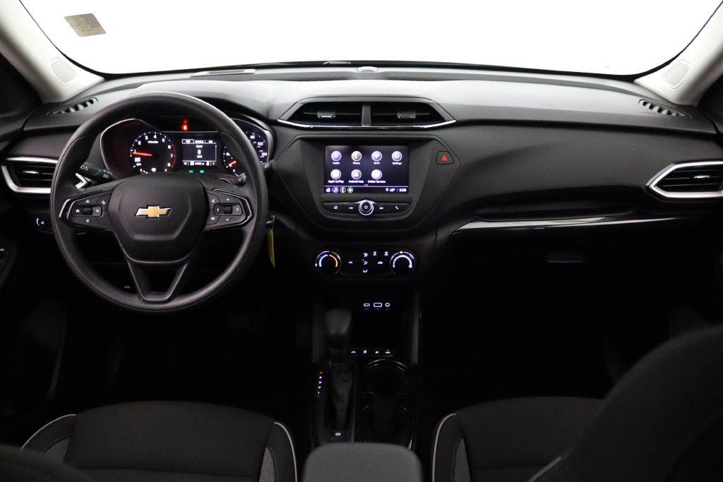 Used 2023 Chevrolet TrailBlazer LS AWD/4WD image 23