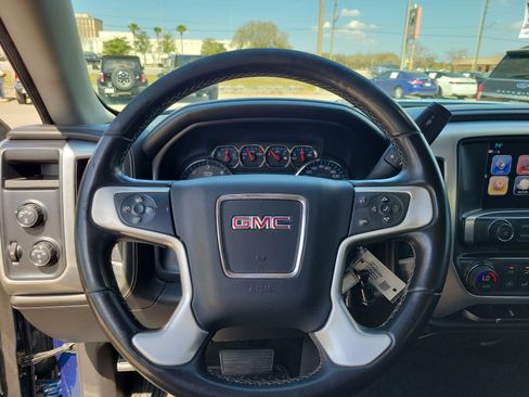 Used 2017 GMC Sierra 1500 SLE w/ SLE Value Package image 11