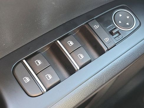 Used 2023 Kia Soul LX w/ LX Technology Package image 24