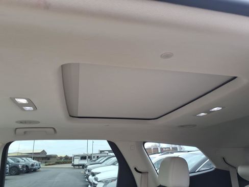 Used 2023 Buick Enclave Essence w/ Experience Buick Package image 11