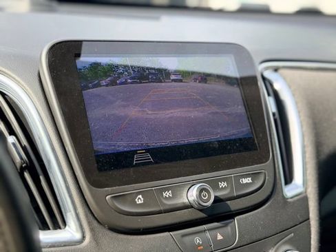 Used 2020 Chevrolet Malibu LT w/ Redline Edition FWD image 13
