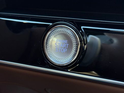 New 2026 Genesis GV70 2.5T Advanced image 37