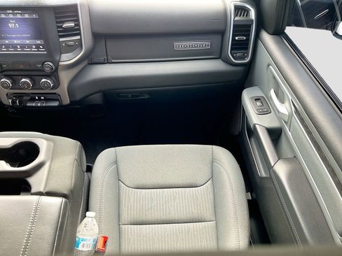 Used 2021 RAM 1500 Big Horn RWD image 21