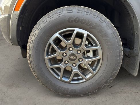 Used 2025 Ford Ranger XLT w/ Equipment Group 301A High AWD/4WD image 9