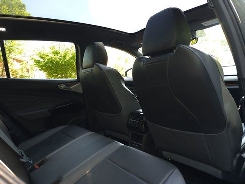 Used 2023 Volkswagen ID.4 S RWD image 18