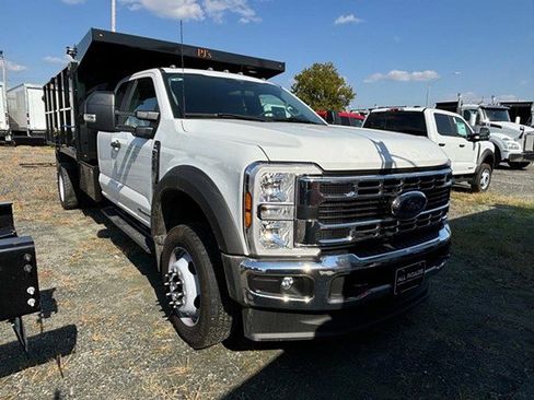 New 2024 Ford F550 4x4 SuperCab Super Duty image 3