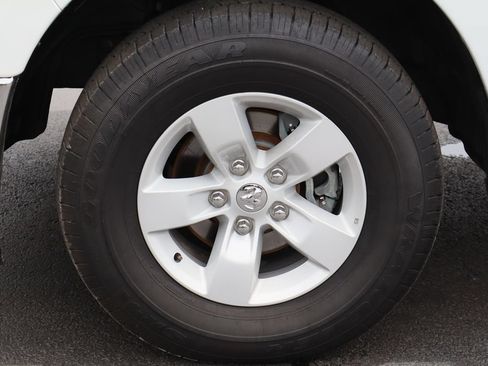 Used 2022 RAM 1500 Classic SLT w/ Electronics Group AWD/4WD image 28