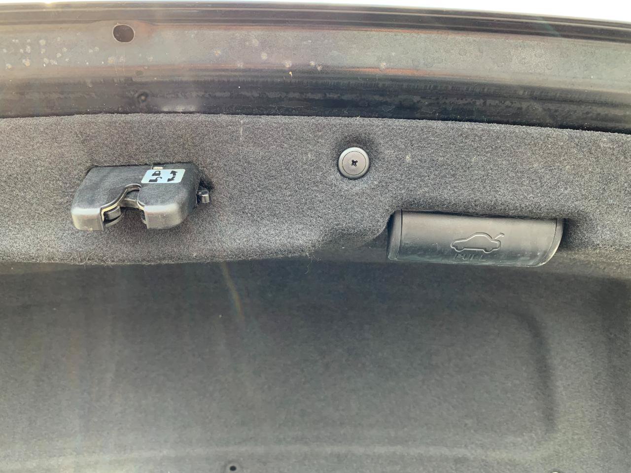Used 2012 Hyundai Sonata SE FWD image 23