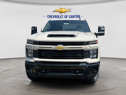 New 2026 Chevrolet Silverado 2500 Custom w/ Custom Value Package AWD/4WD image 2