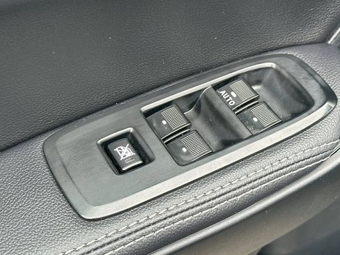 Used 2019 Ford Ranger Lariat w/ Equipment Group 501A Mid RWD image 11