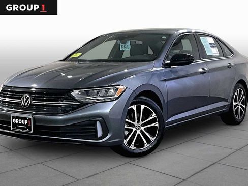 Used 2023 Volkswagen Jetta Sport FWD image 1