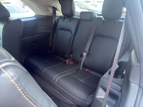 Used 2025 MAZDA CX-90 3.3 Turbo w/ Preferred Package AWD/4WD image 27