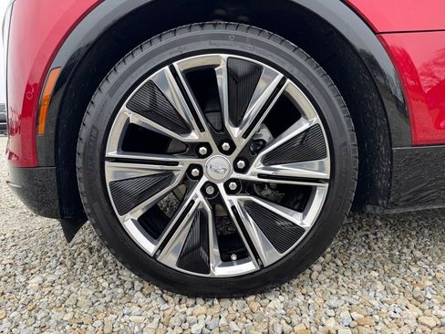 Certified 2024 Cadillac Lyriq Luxury w/ LPO, Floor Liner Package image 15