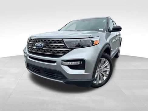 Used 2023 Ford Explorer King Ranch w/ Technology Package AWD/4WD image 9